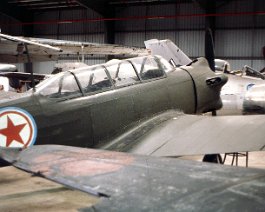 Yak-18_walk
